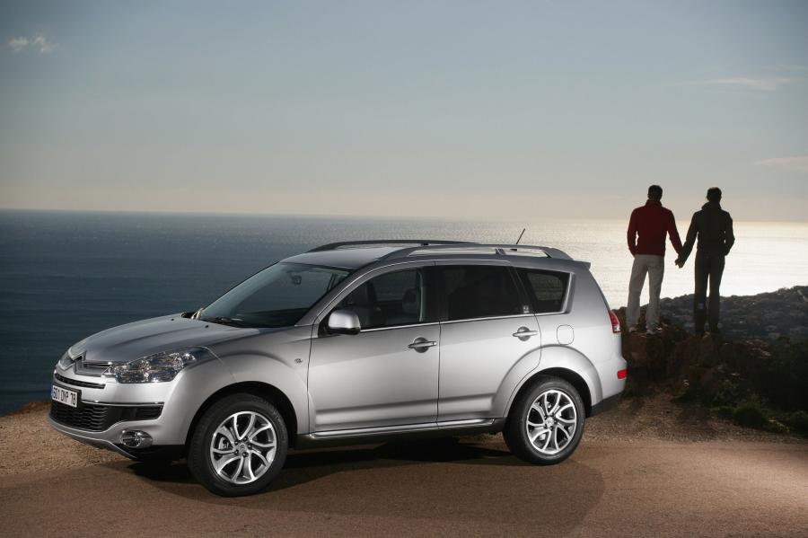 Citroen C-Crosser 2008 года  (фото 131 из 144)